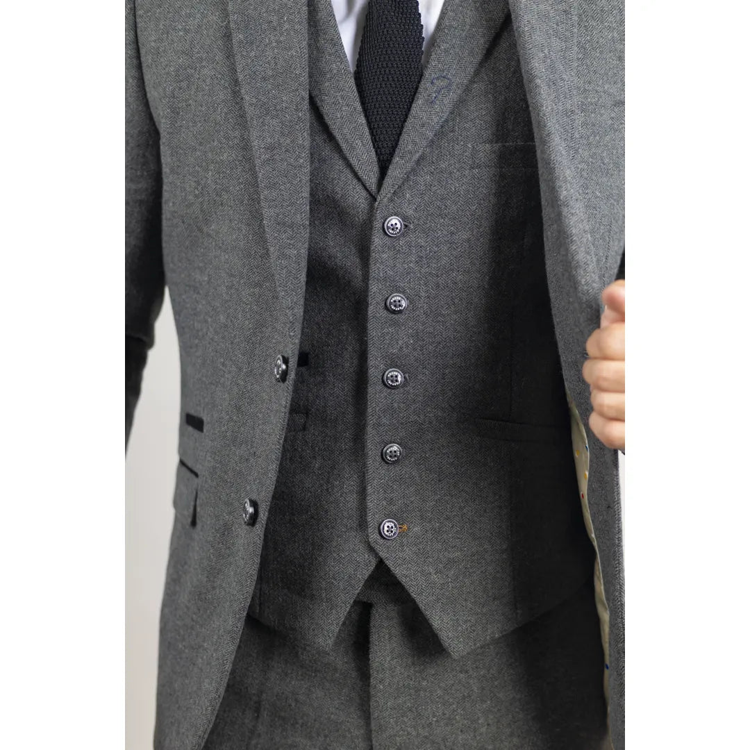 34" Jacket 28" Trousers, 36" Jacket 30" Trousers, 38" Jacket 32" Trousers, 40" Jacket 34" Trousers, 42" Jacket 36" Trousers, 44" Jacket 38" Trousers, 46" Jacket 40" Trousers, 48" Jacket 42" Trousers, 50" Jacket 40" Trousers, 50" Jacket 42" Trousers, 50" Jacket 44" Trousers, 52" Jacket 42" Trousers, 52" Jacket 44" Trousers, 52" Jacket 46" Trousers, 54" Jacket 44" Trousers, 54" Jacket 46" Trousers