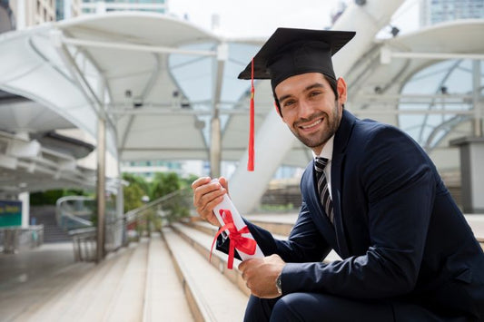 The Do's and Don’ts of Buying an Amazing Graduation Suit
