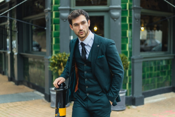 Paul Andrew Suits: Timeless Elegance for the Modern Gentleman