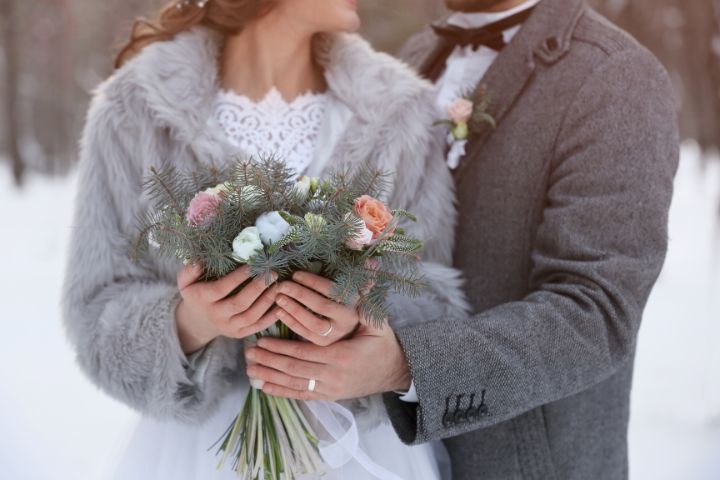 Dress To Impress: The Best Winter Wedding Suits for Grooms