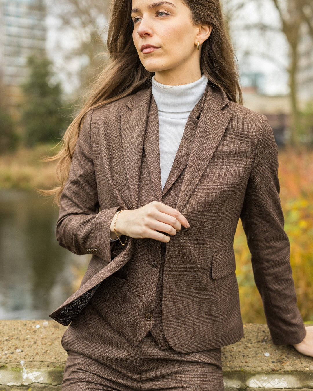 Women's Suits