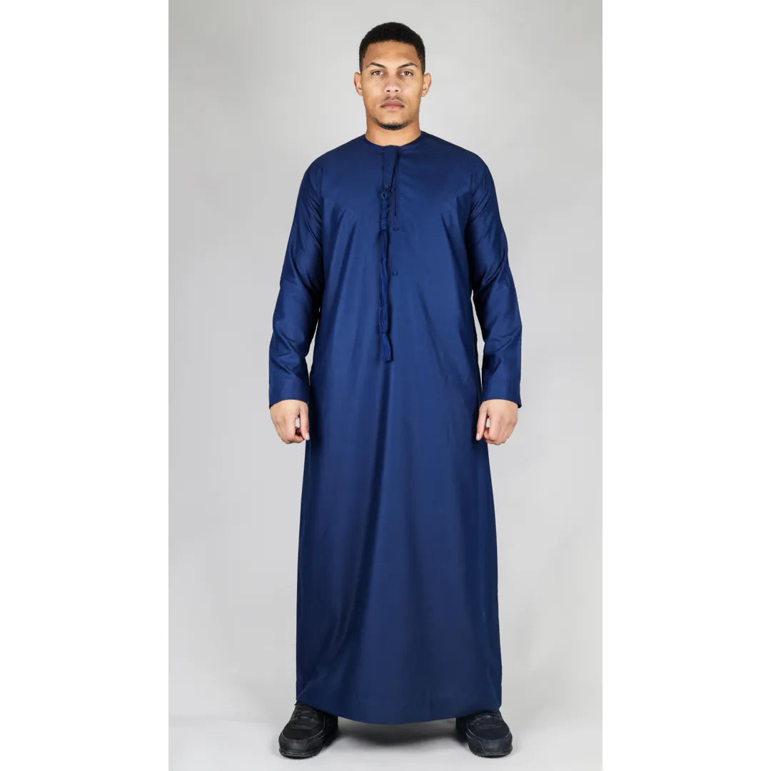 Herren Thobe Emirati Omani Jubba Islamische Kleidung Muslim Kaftan Eid Robe Arabische String Quaste