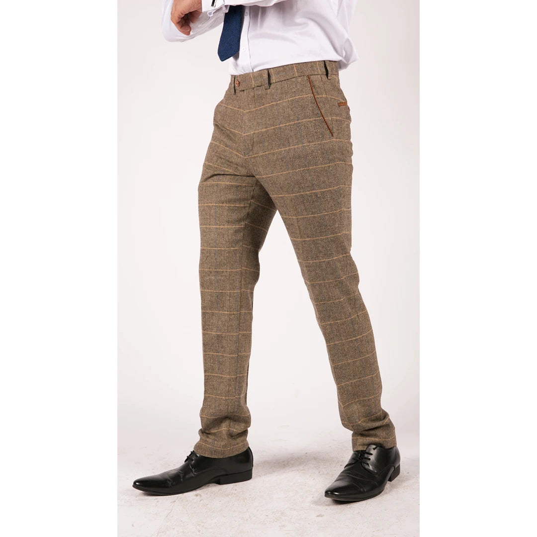 Traje tweed en tejido espiga color marrón opaco con 3 piezas para hombre