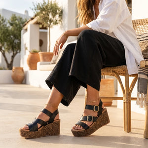 Ali – Schwarze Espadrille-Sandalen für Damen mit Keilabsatz und Riemchen