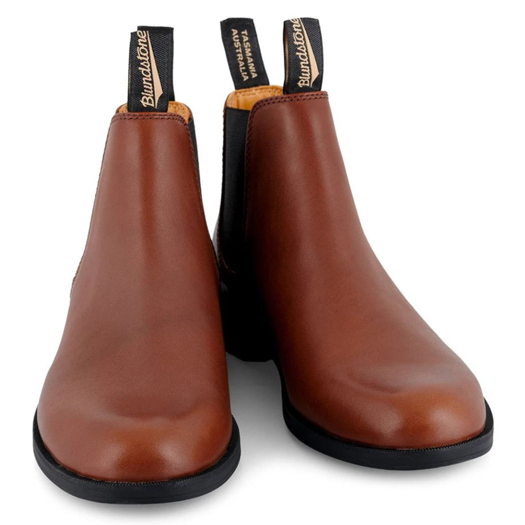 Botas de vestir chelsea Blundstone 1902 de cuero marrón tostado para un estilo clasico