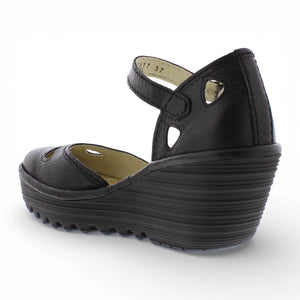 YUNA - Women’s Black Leather Wedge Sandals