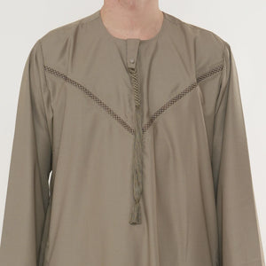 HM10 - Men's Emirati Omani Zipped Embroidery Thobe-TruClothing