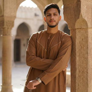 HM10 - Men's Emirati Omani Zipped Embroidery Thobe-TruClothing