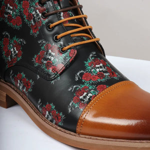 Adam - Botas Oxford de piel con estampado floral de calavera de hombre de color marrón - Justin Reess - 4