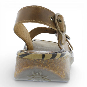 Damen-Sandalen aus kamelbraunem Leder mit Keilabsatz schlichter Stil bequeme - Fly London - 8