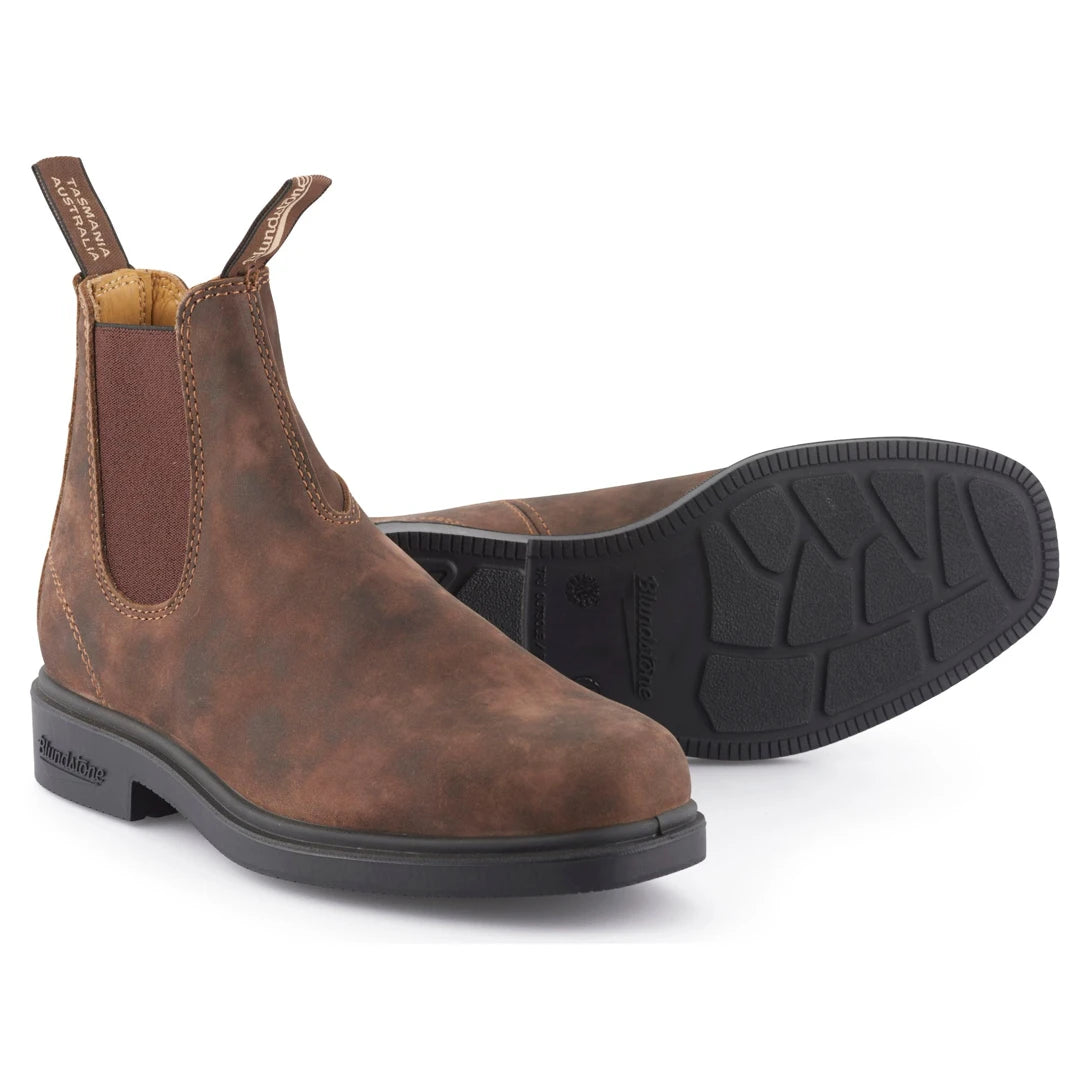 Chisel sales toe boots