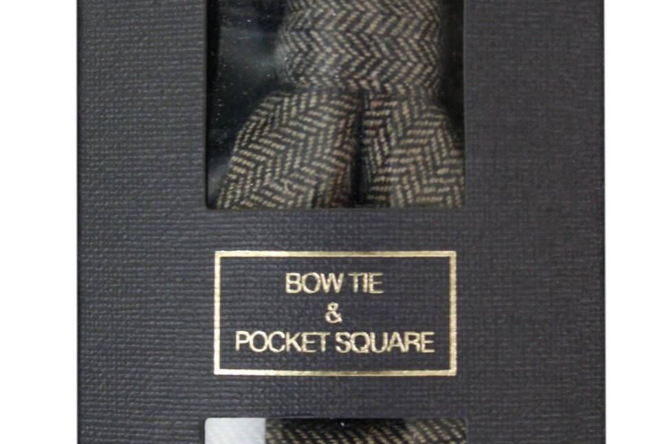 Cavani Martez Herringbone Tweed Bow Tie and Hankie Set-TruClothing